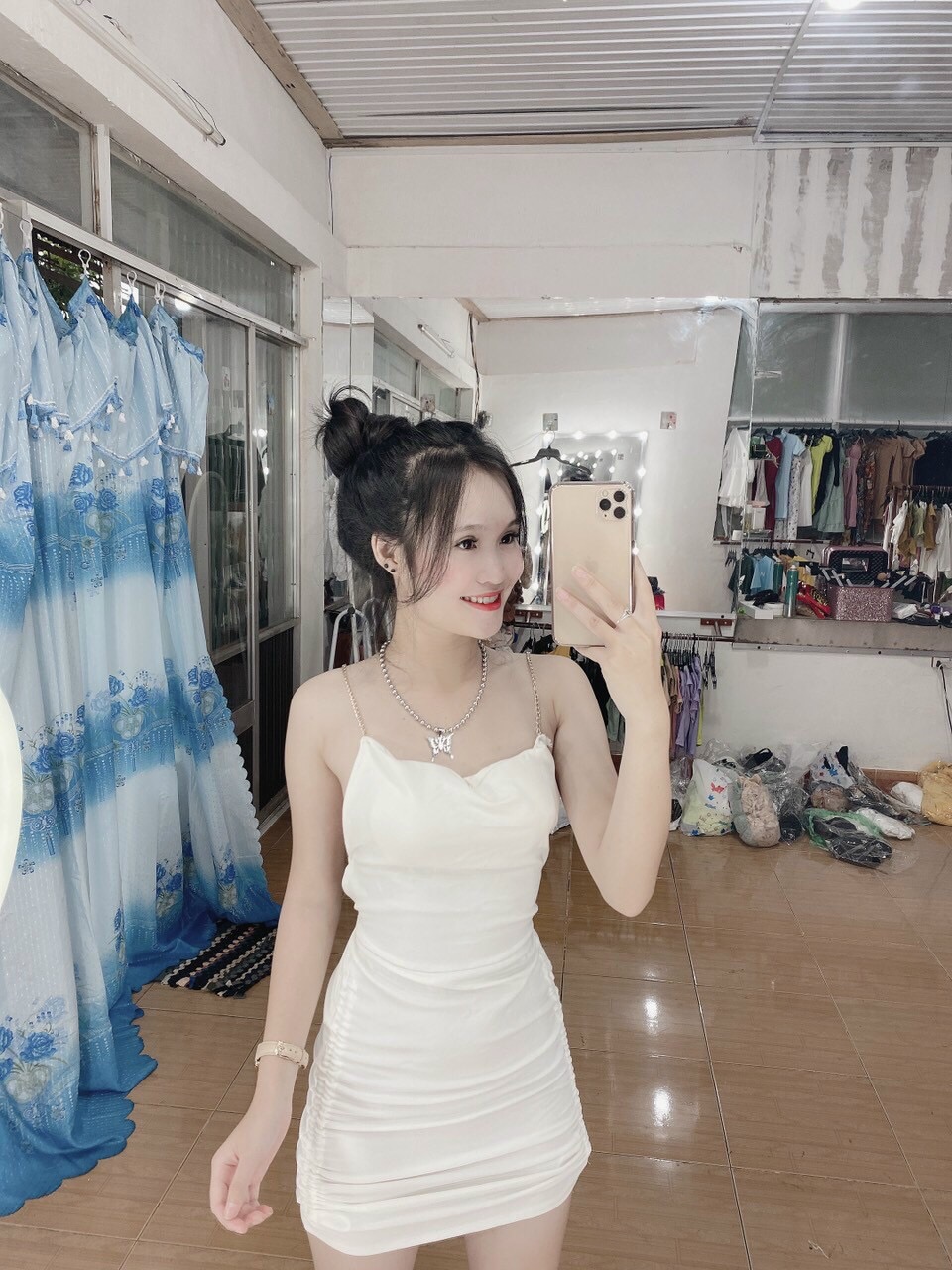 Đầm 2 Dây Hở Lưng SEXY
