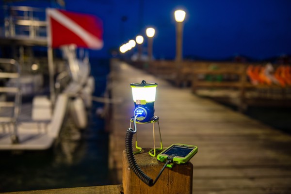 Đèn di động Lighthouse Mini Goal Zero (có thể chạy liên tục 500 tiếng)