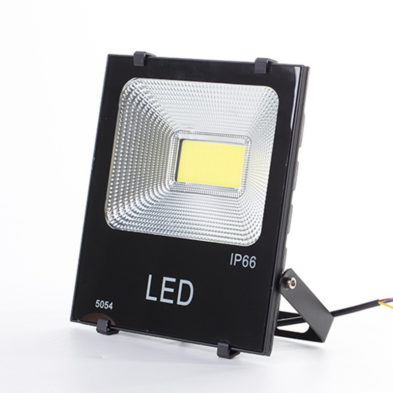 Đèn pha LED chip 5054 công suất 50w công nghệ IP66