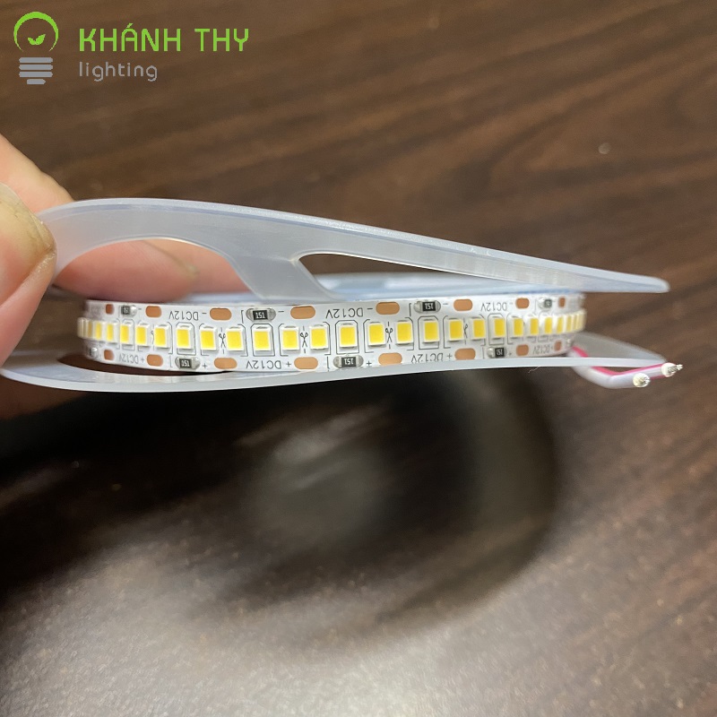 Led dây 12v 2835 siêu sáng 240 chip led/m, cuộn 5m