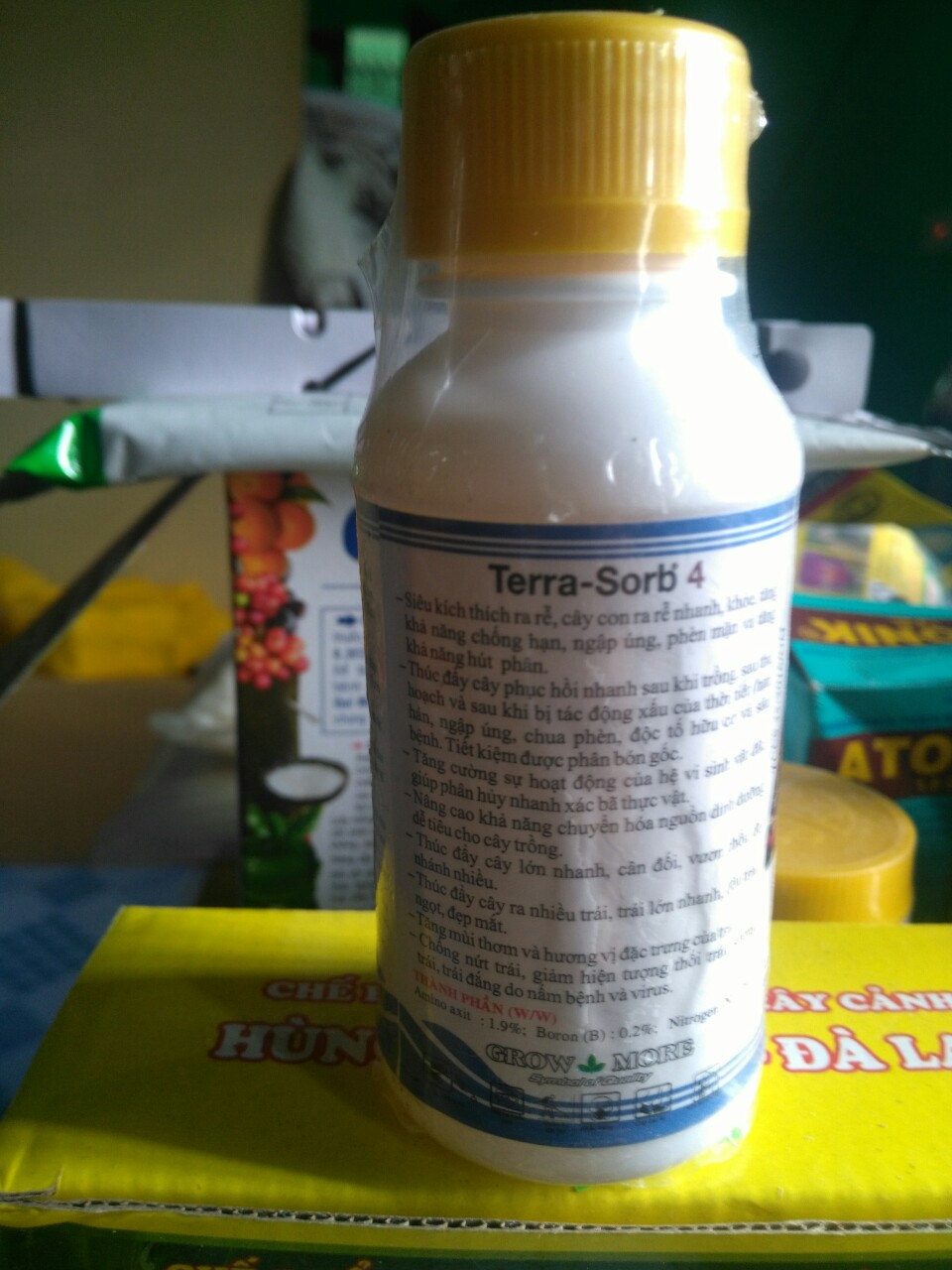 Phân bón lá cao cấp siêu ra rễ Terra - Sorb 4 Root chai 100ml