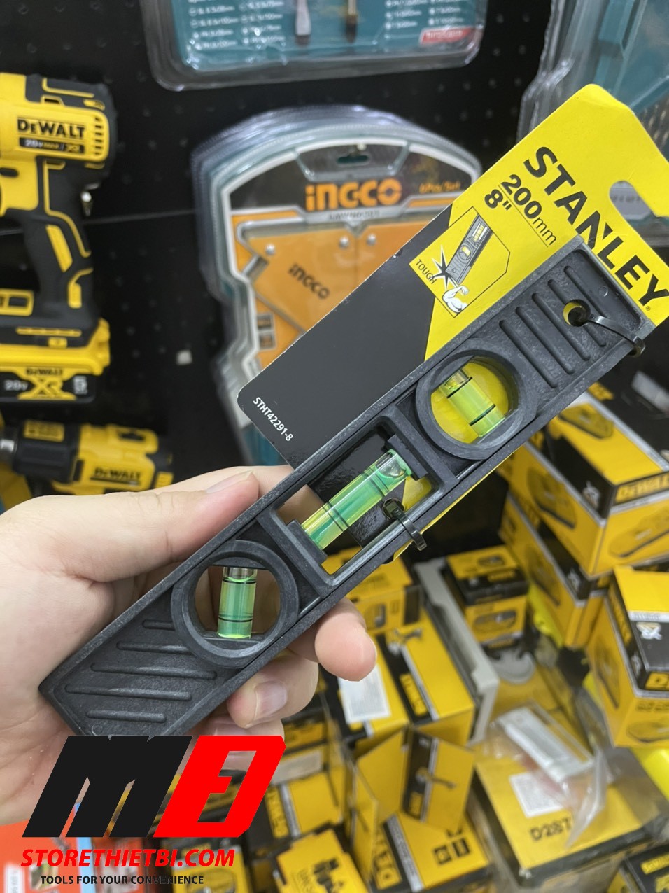 [HCM]Thước thủy từ tính 8" Stanley STHT42291-8