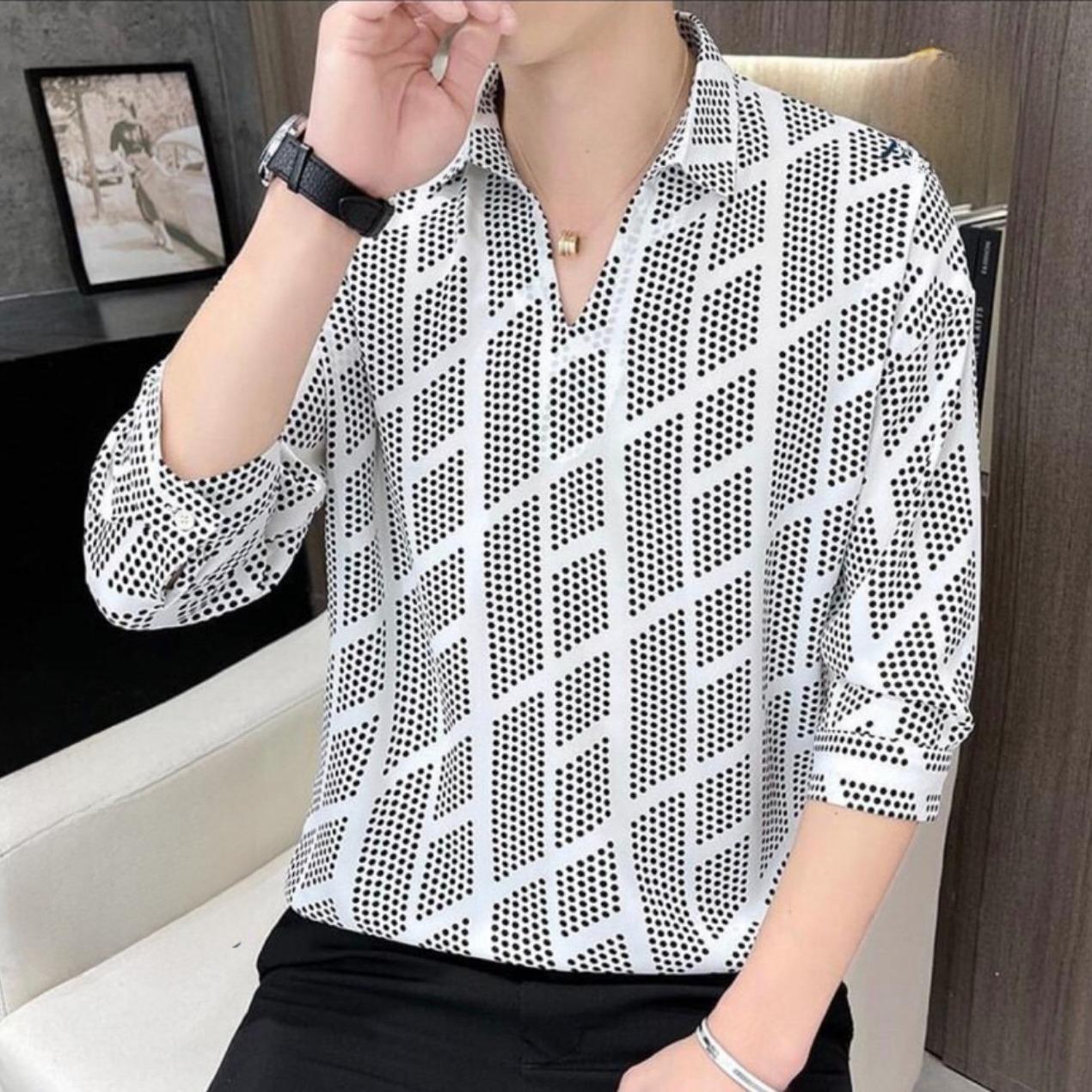 Áo sơ mi nam tay lửng họa tiết chấm bi nhẹ nhàng