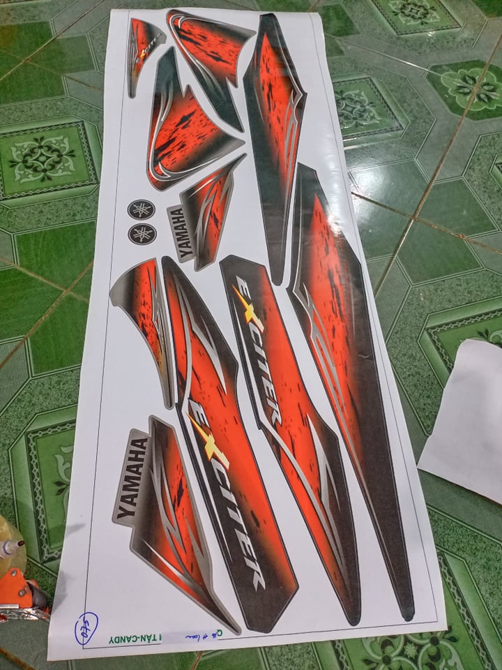 tem rời ex 2010 cam xe đen bạc