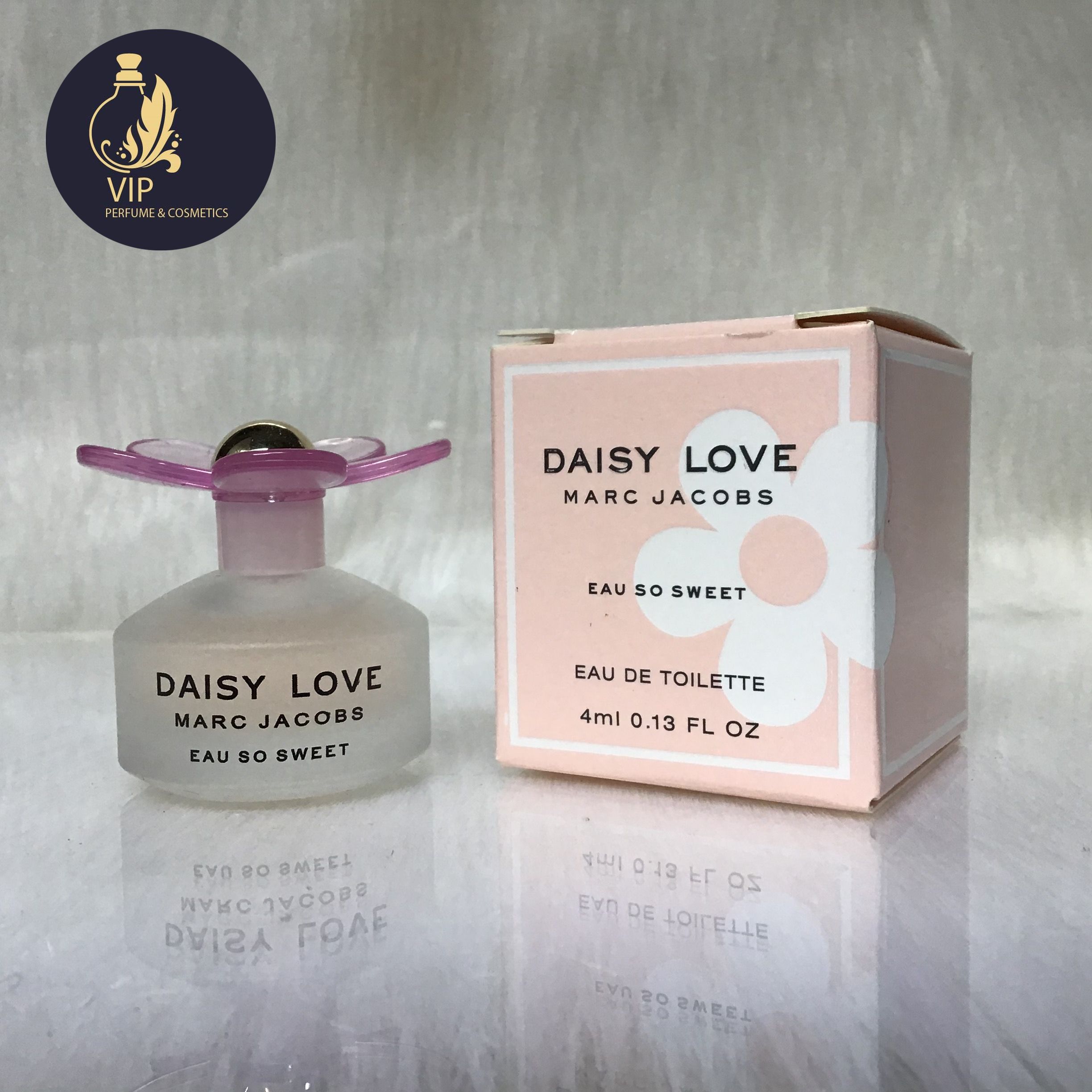 Nước hoa nữ marc jacobs daisy love eau so sweet edt 4ml