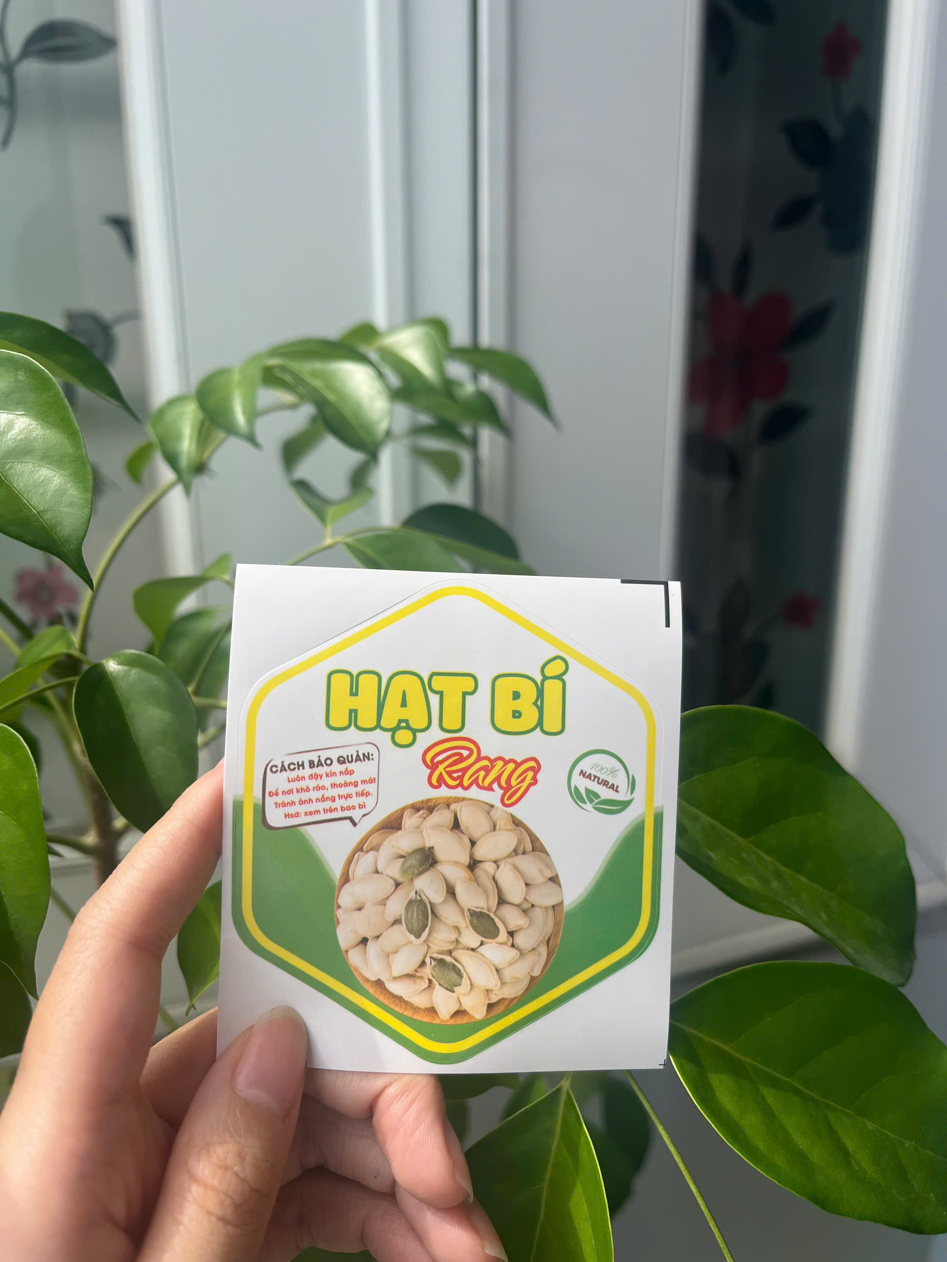 55 tem lục giác 7x8cm - Hạt bí rang