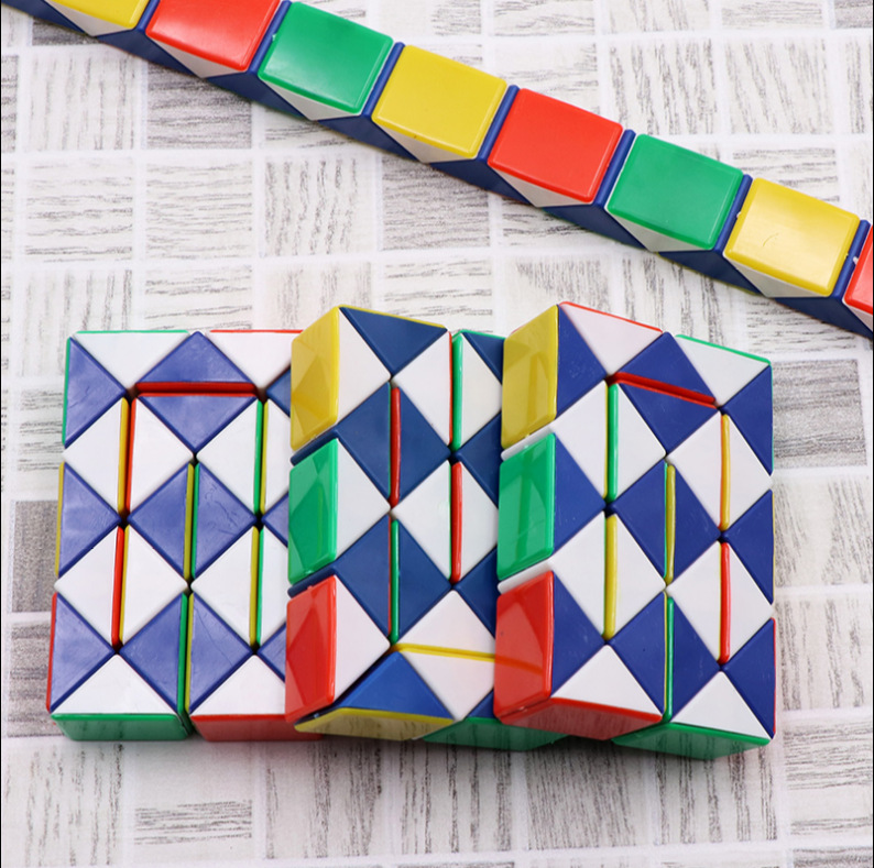 Rubik Rắn Magic Snake QiYi 24 Đoạn. Rubic Biến Thể