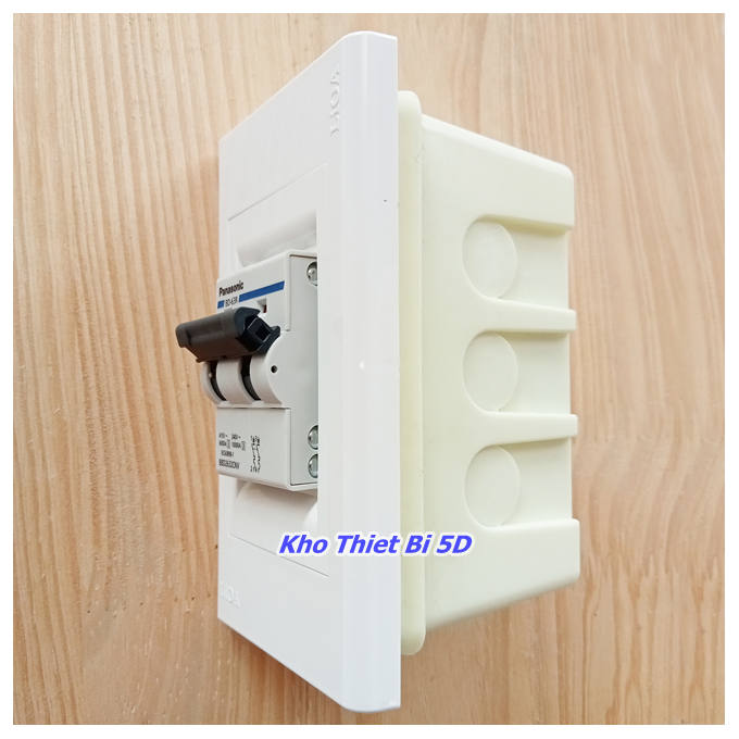 Combom aptomat - cầu dao tự động panasonic 2p 16a - 63a/10ka 240vac với mặt, đế cầu dao