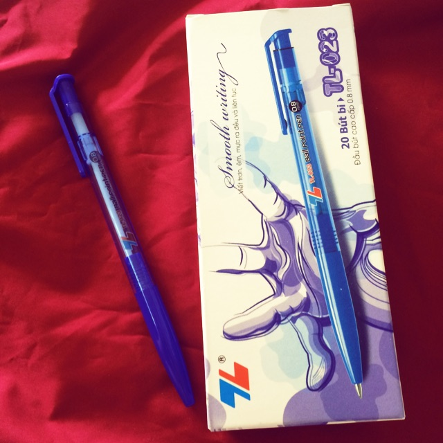 10 Bút Bi Thiên Long 023
