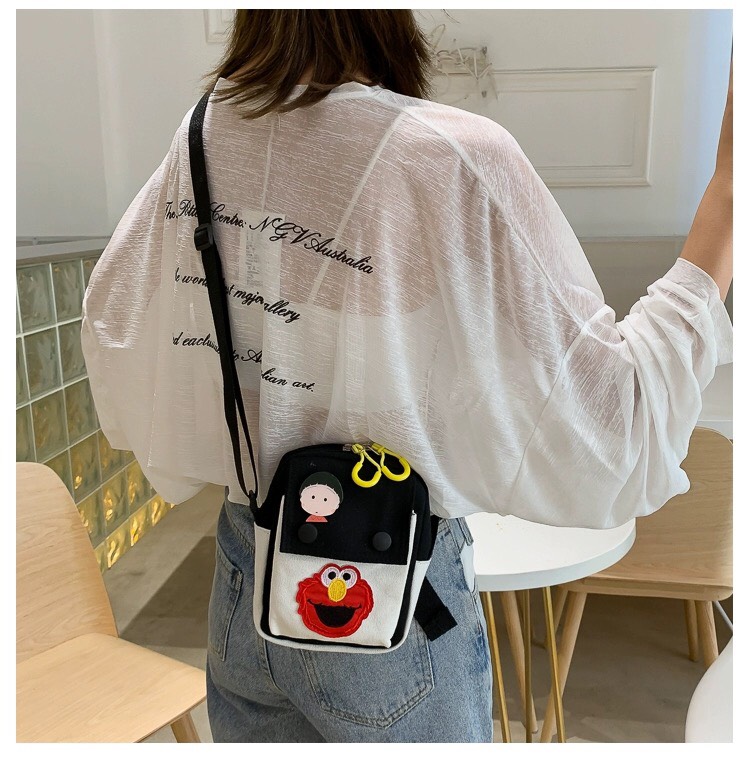 [HCM]Túi Đeo Chéo Hình Thú Angry Bird Form Đứng Hai Nút