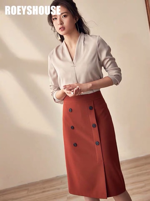 [NEW] Chân váy chữ A sẻ tà trước phối cúc
