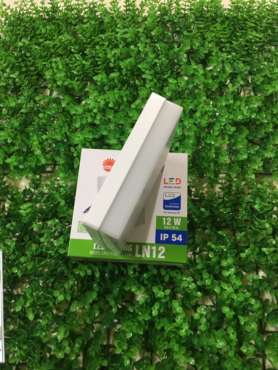 Đèn led ốp trần 12w rạng đông
