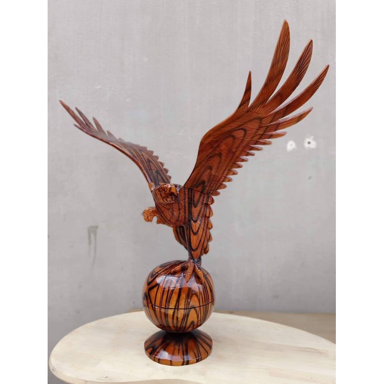 Tượng đại bàng cầu bằng gỗ xà cừ - Tượng gỗ phong thuỷ cao 40cm - 50cm - 60cm