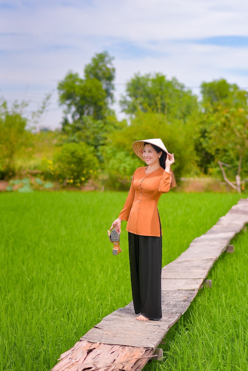 BỘ BÀ BA LỤA PHÁP MĂC MỀM, MỊN, MÁT SIU XINH