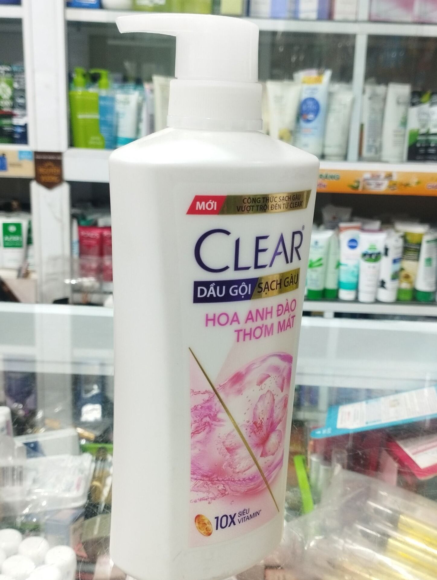 Dầu gội Clear hoa anh đào chai 630gr