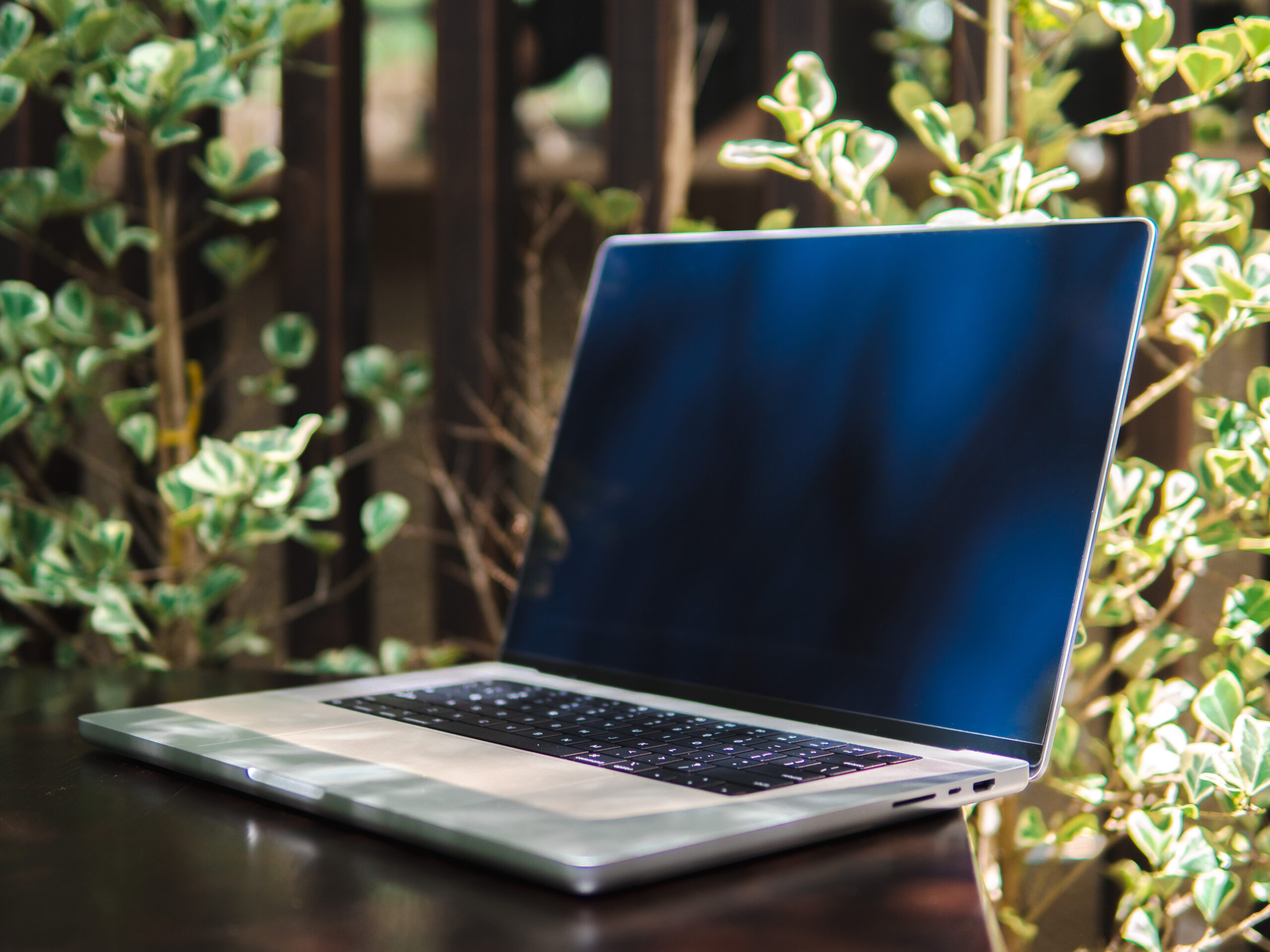Dán Màn Hình Macbook Andora Anti Reflection Chống Loá