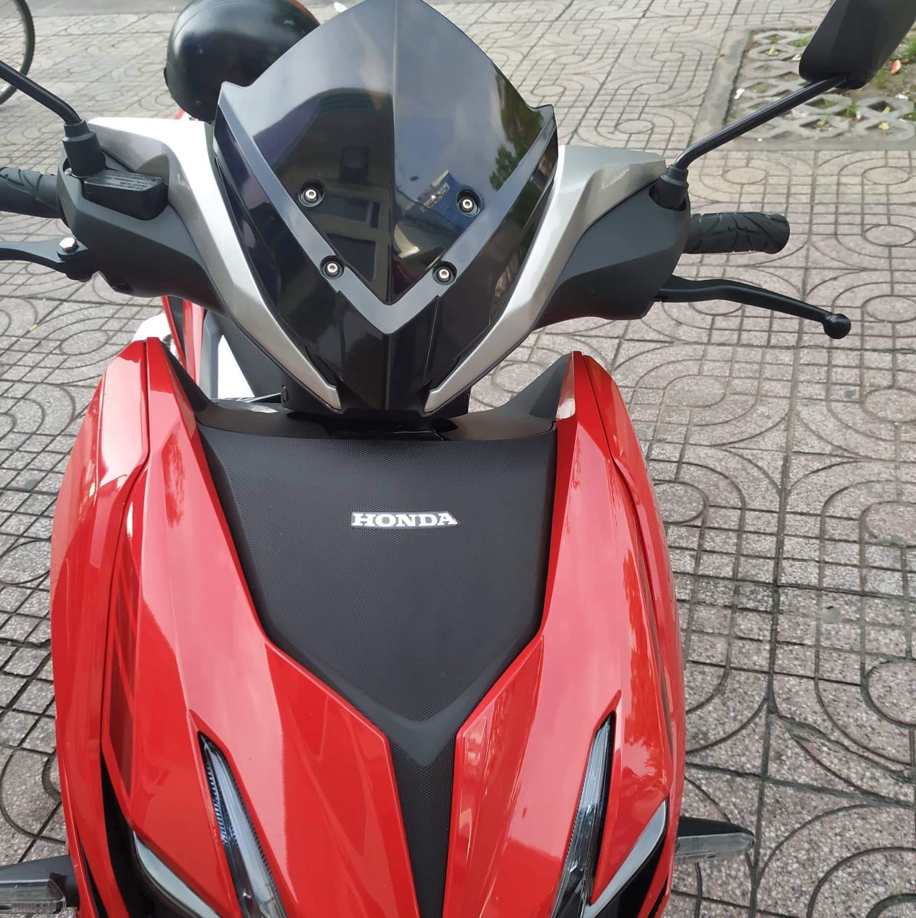 Chắn gió Z1k khói cho winner X ( Mão,ốp đầu )