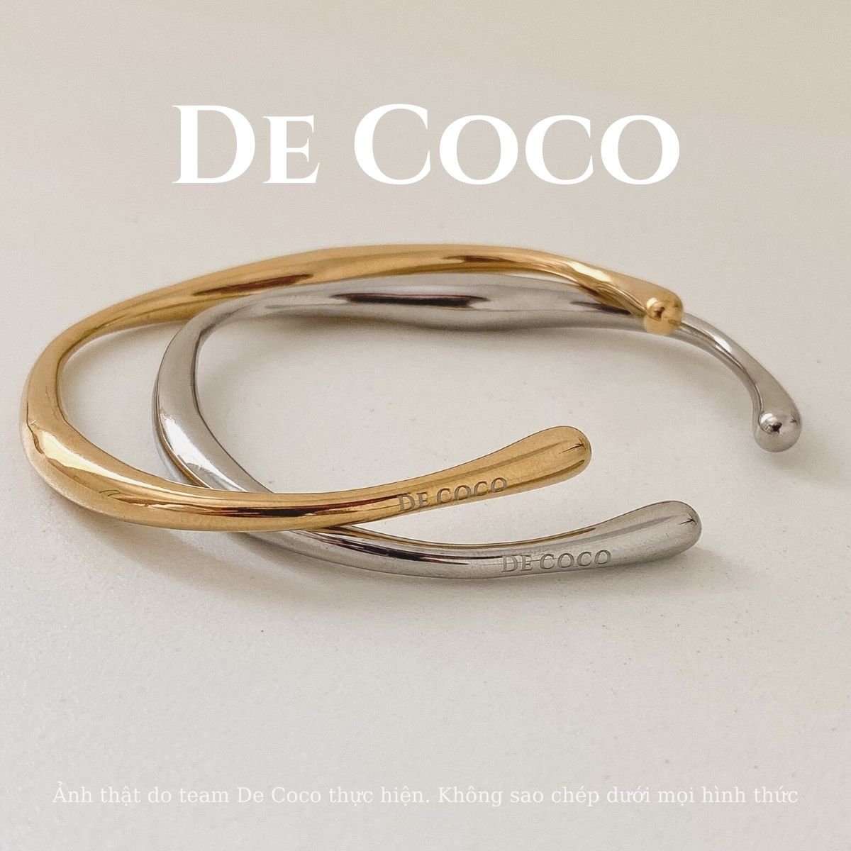 Vòng tay, lắc tay nữ cuff uốn lượn Bezel De Coco