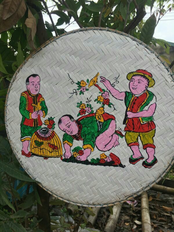 Tranh đông hồ trên mẹt tre 40cm