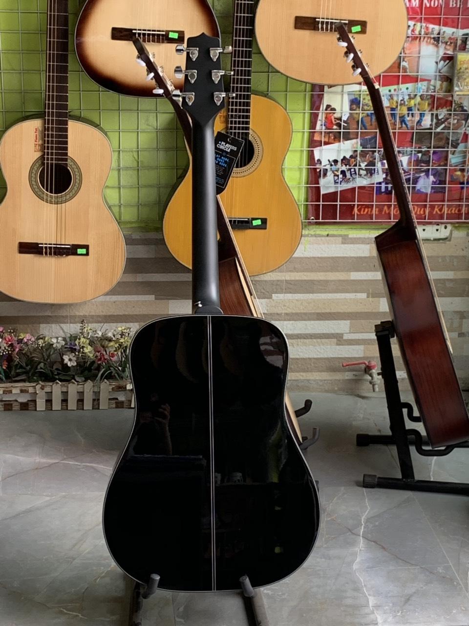 Đàn guitar Takamine D2D