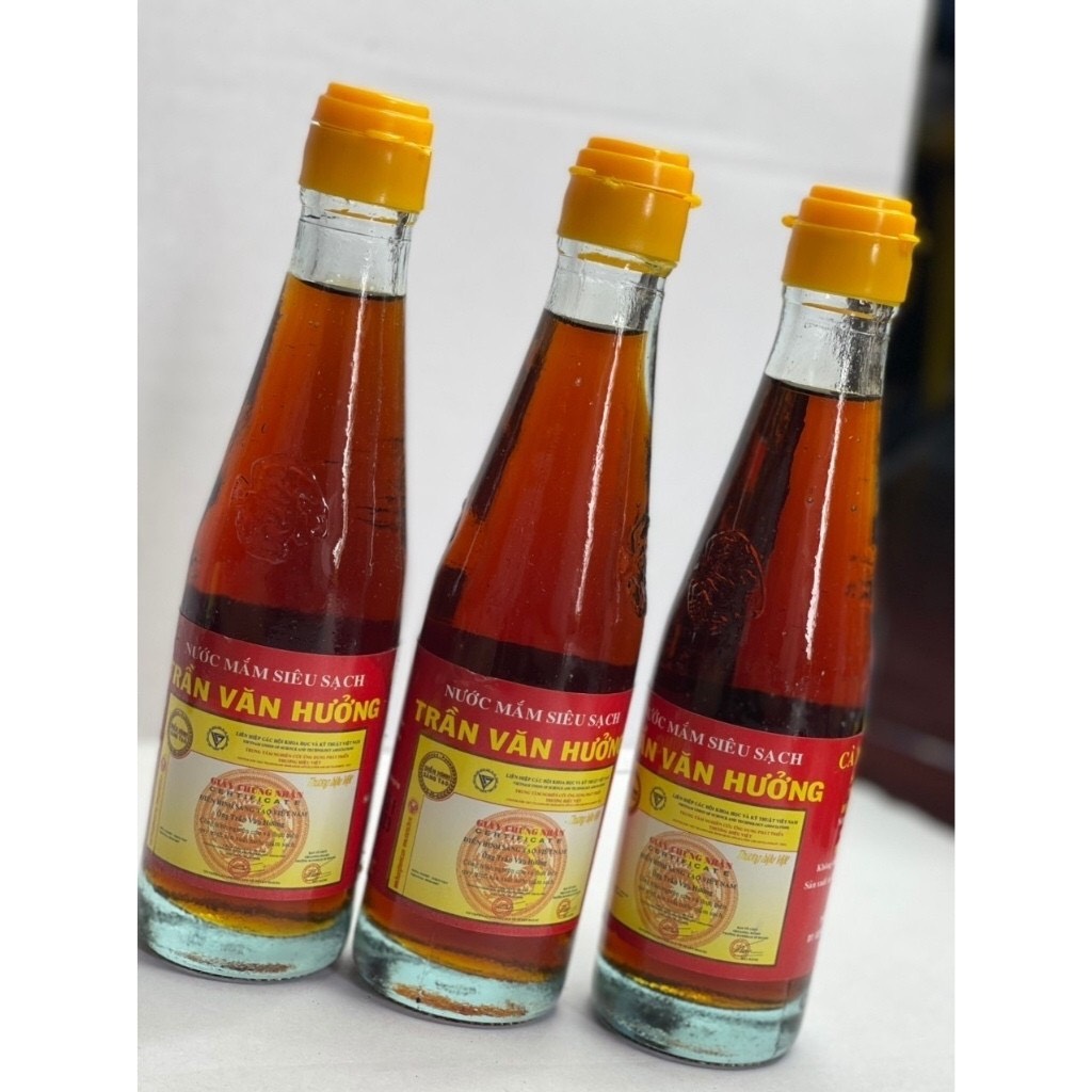 Nước mắm sạch Trần Văn Hưởng loại cốt cô đặc (thùng 10 chai 220ml/1chai)