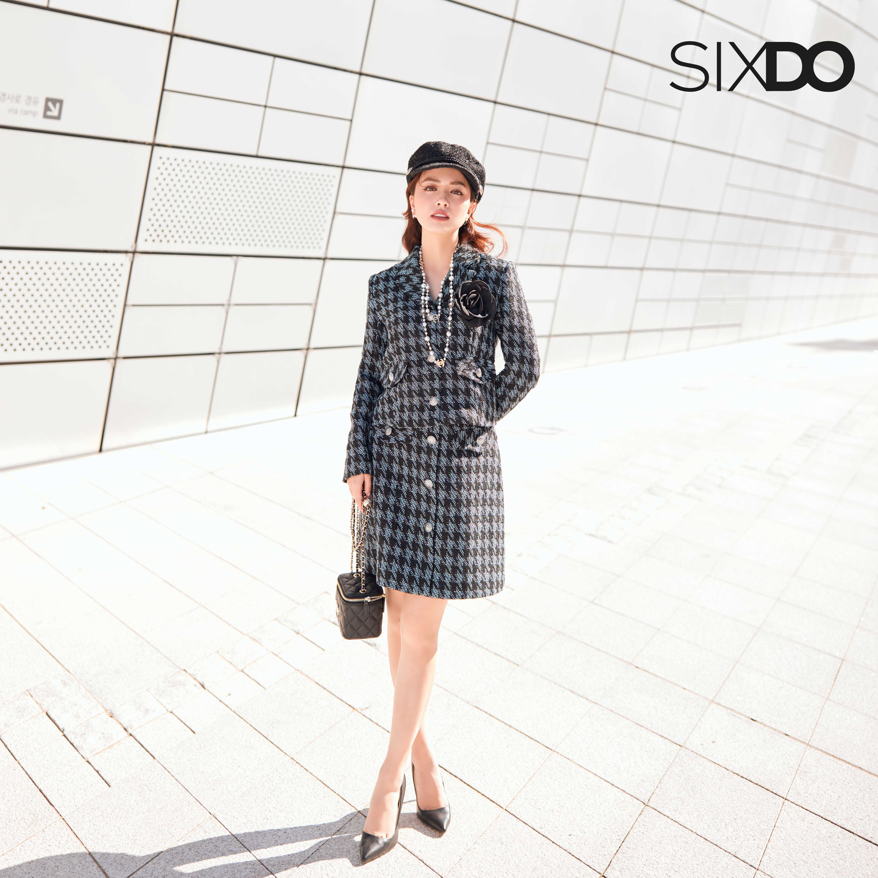 Chân váy tweed phối cúc SIXDO (Mini Tweed Skirt)
