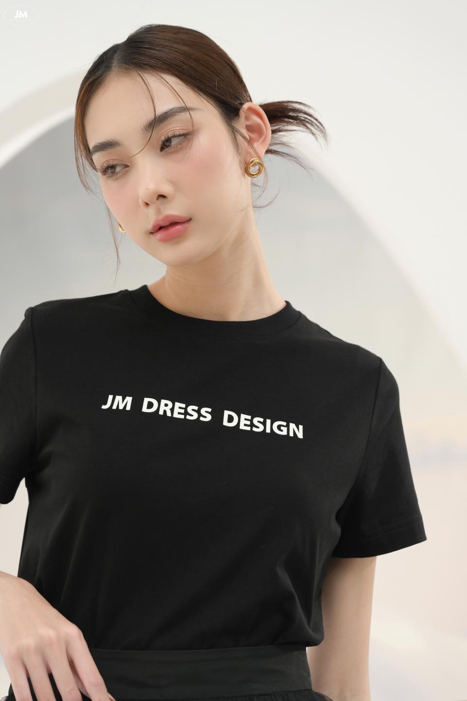 Áo phông in phom rộng JM Dress Design 2T42.2208CT