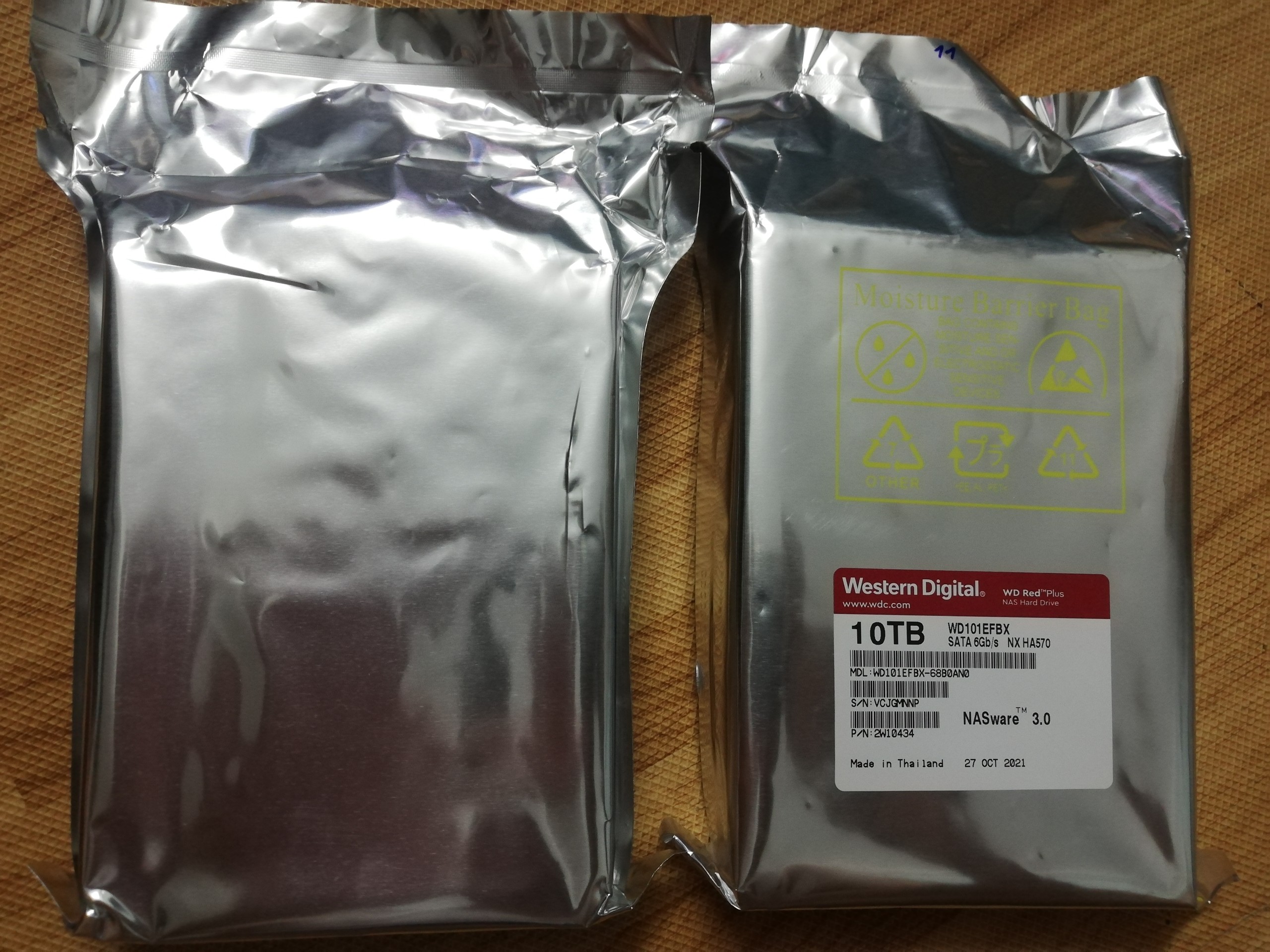 Ổ cứng HDD Western Red Plus 10TB 3.5inch SATA III 256MB Cache