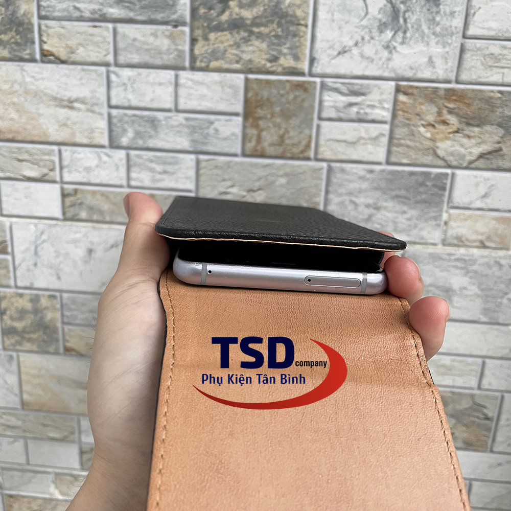 High-quality belt-mounted phone case worn on the side