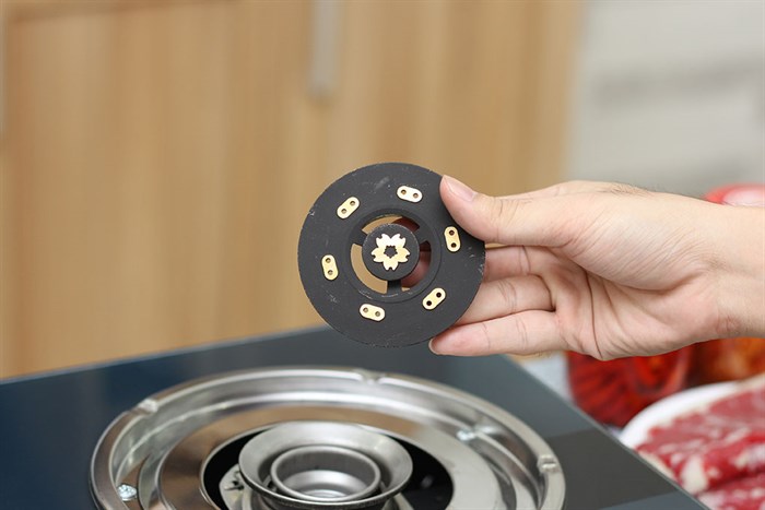 Bếp gas đôi Sakura SA-690GH ( hàng trưng bày )