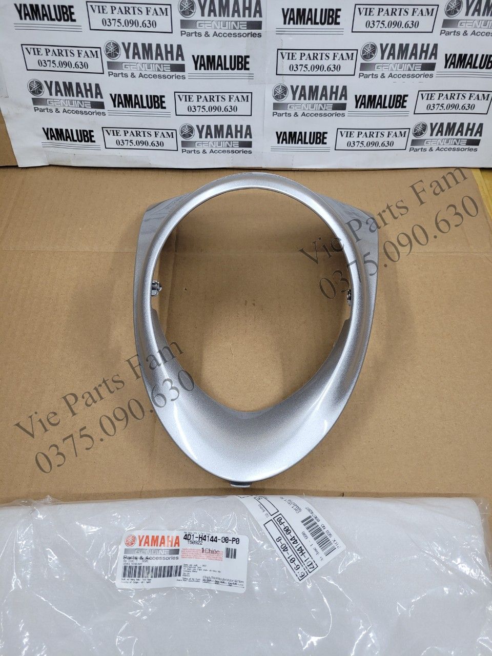Ốp đèn pha Classico, Mio Classico màu bạc, hàng din Yamaha mới 100%