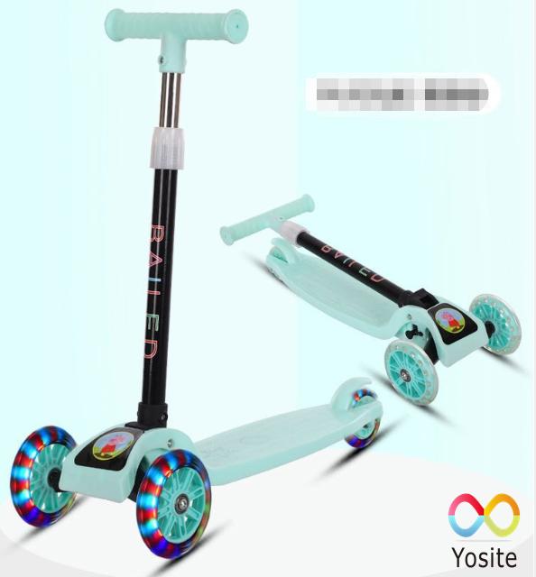 Mua Xe trượt đèn LED 3 bánh có hộp hình bọ dừa cho bé