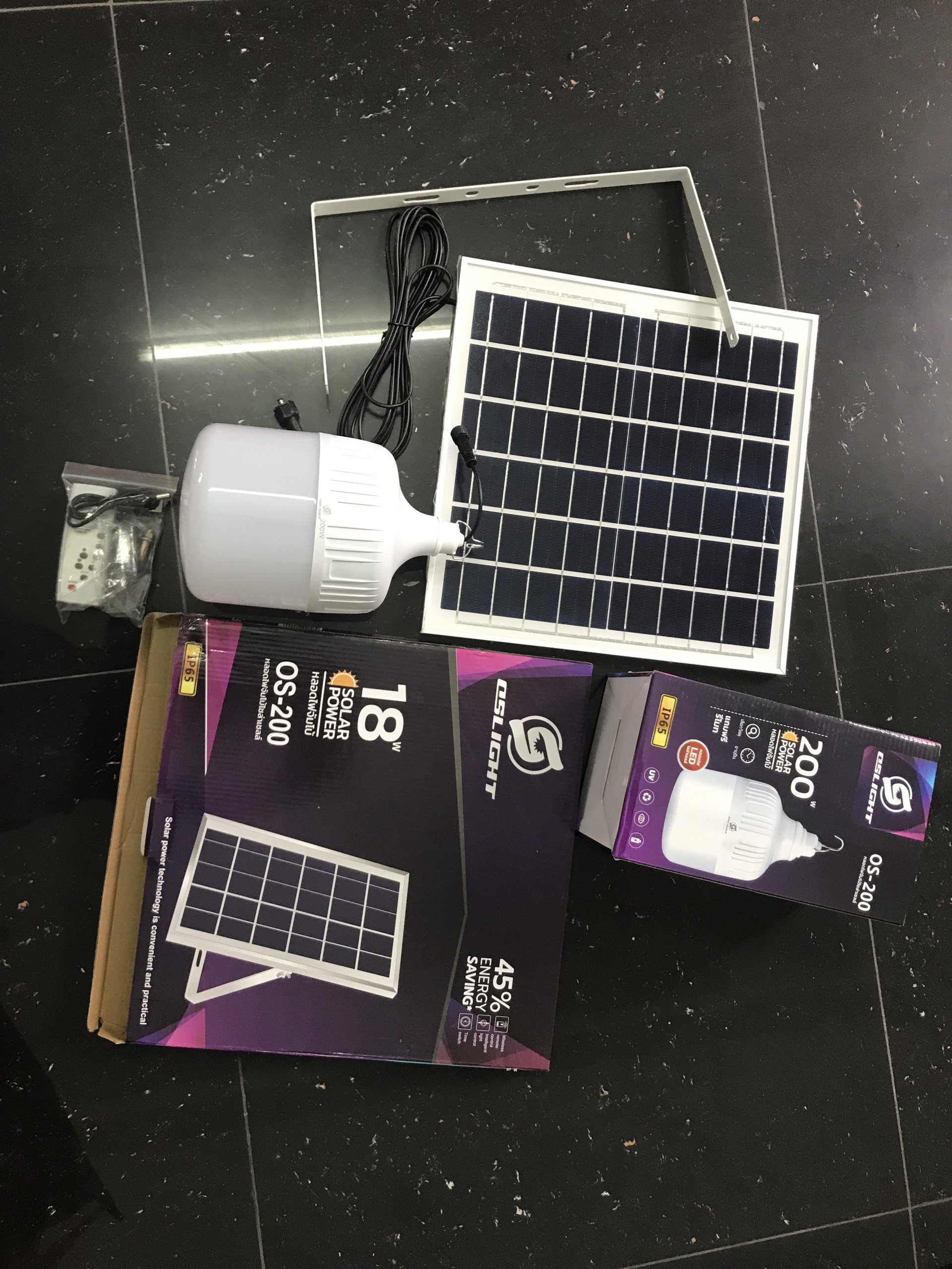 Đèn búp năng lượng mặt trời 300w