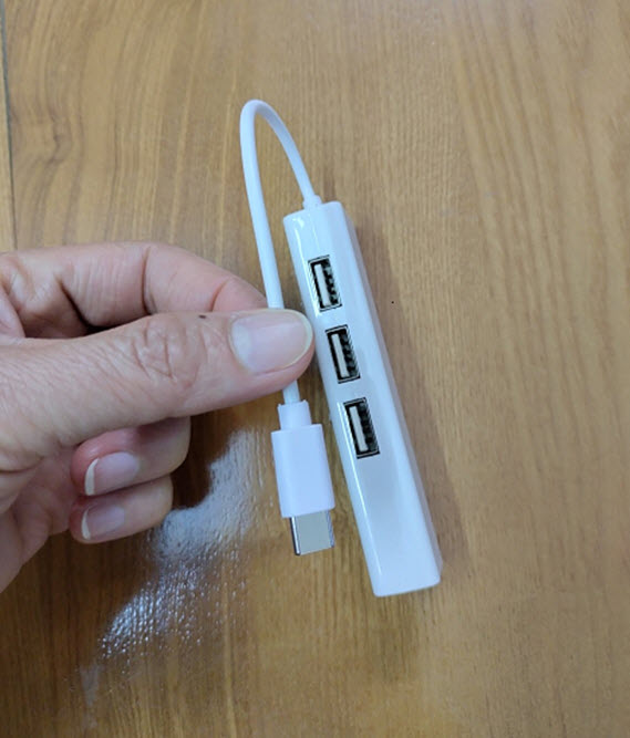 CÁP TYPE C RA 3 CỔNG USB VÀ CỔNG LAN RJ45 ETHERNET ADAPTER TẶNG 1 ĐÈN LED