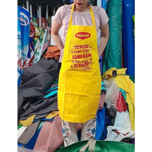tạp dề hàng quà tặng Maggi mẫu mới