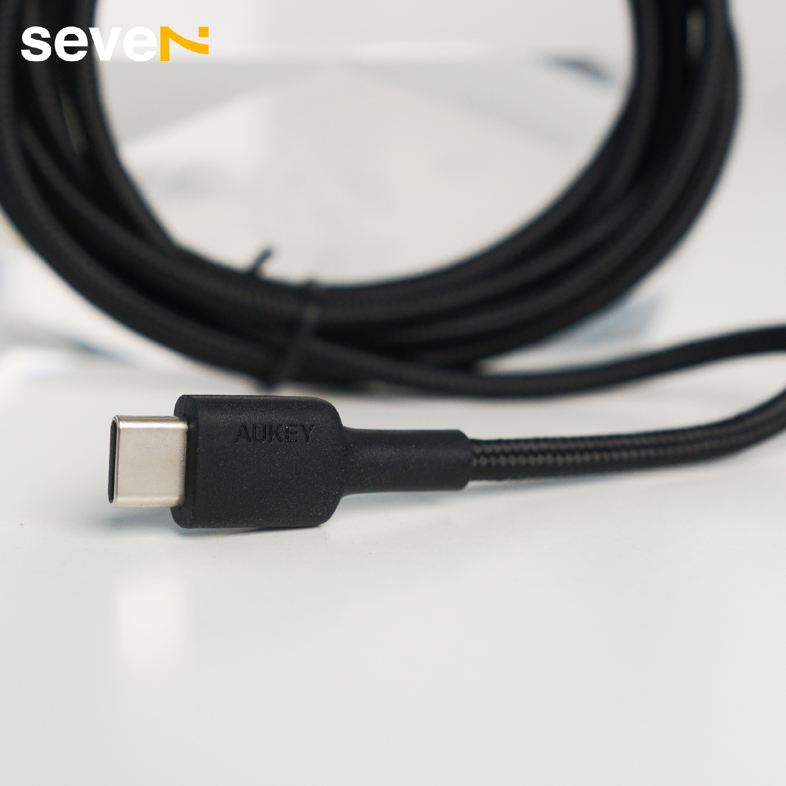 Cáp Sạc C-C 60W Aukey CB-CD19 2m Màu Đen