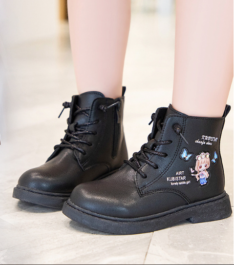 Giày Boot da cho bé gái ( hình công chúa ) phong cách hàn quốc (mẫu mới nhất ) -GB245