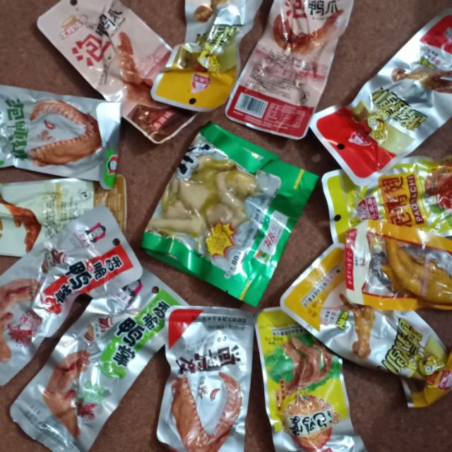 Thế giới đồ ăn vặt hót(Gà đỏ mâũ mới)