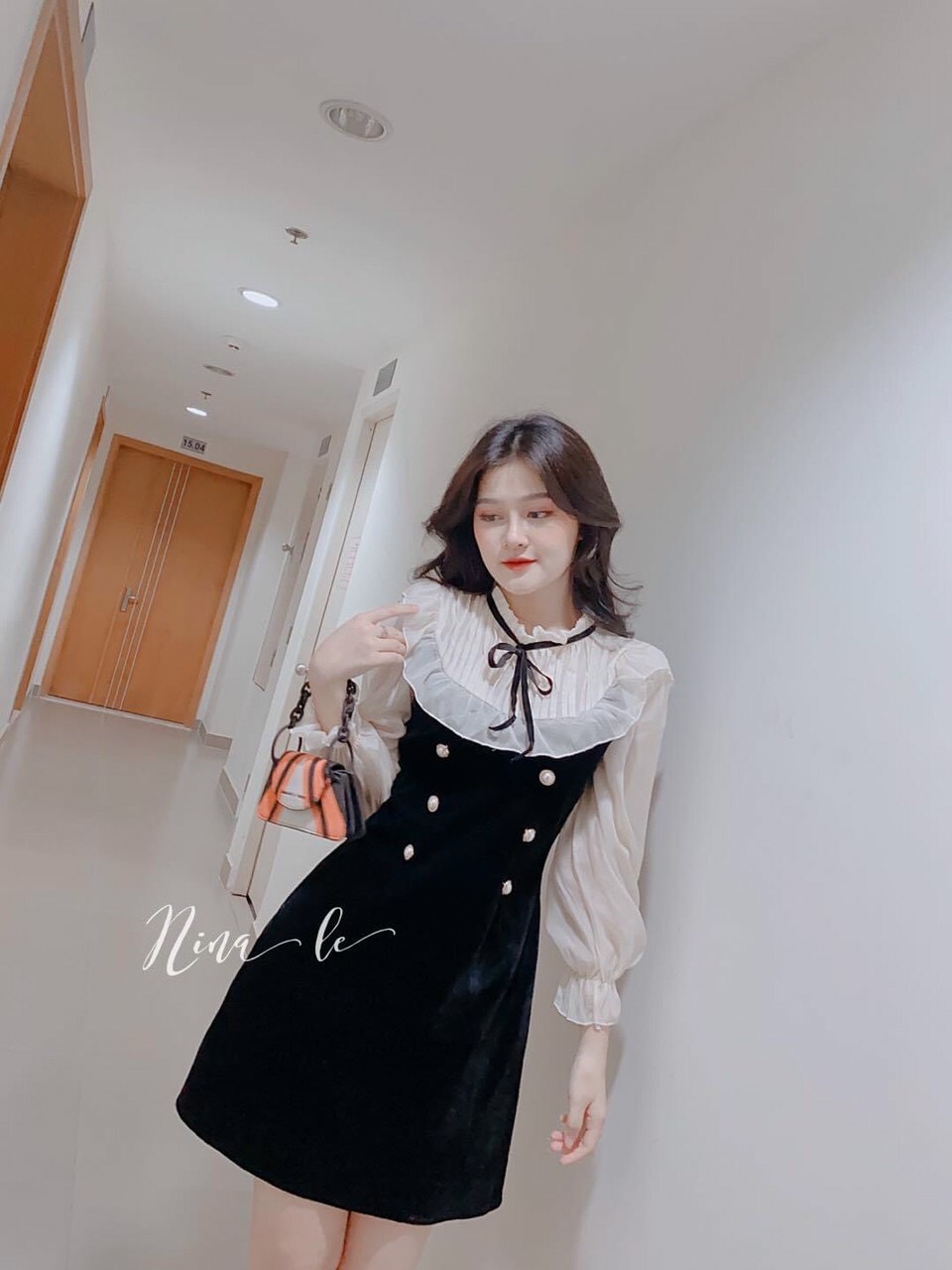 Đầm kate phối tay lưới nhẹ nhàng