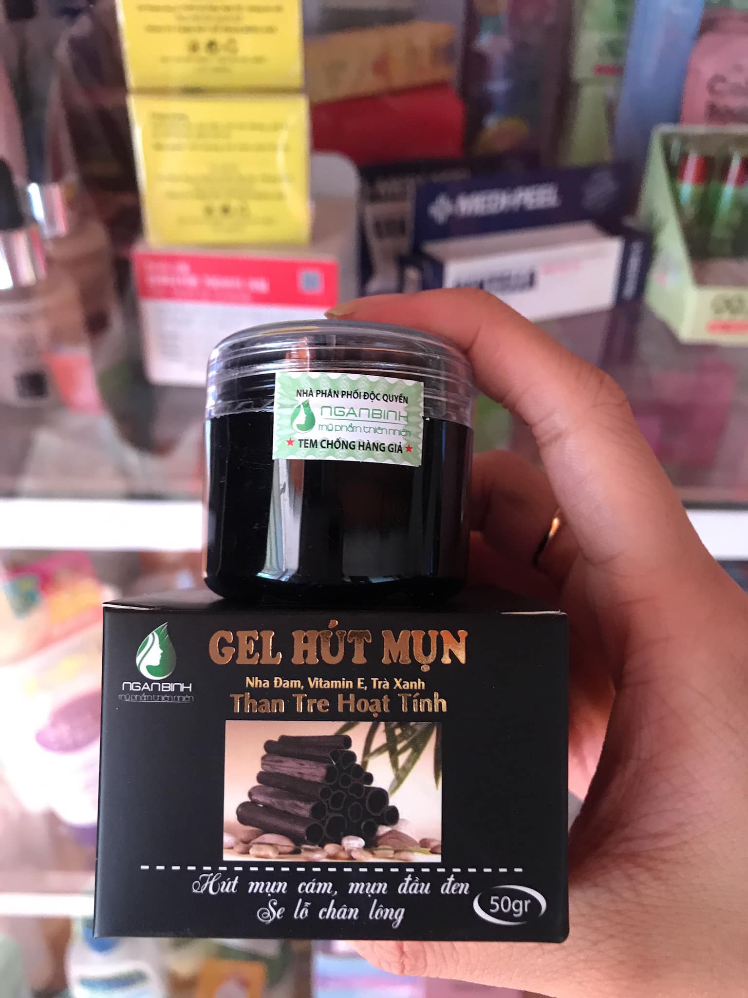 Gel lột mụn than tre hoạt tính ngân bình chính hãng
