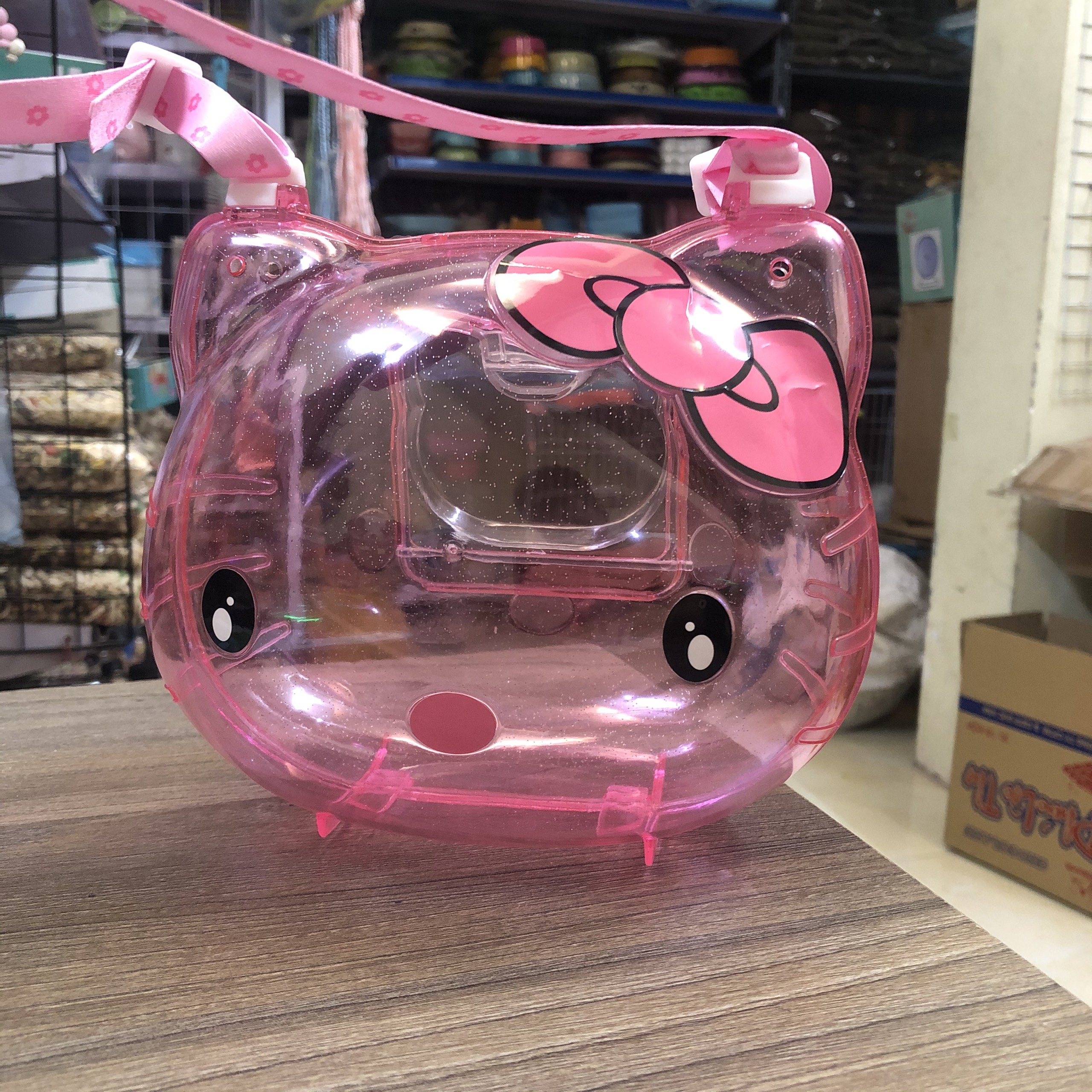 Lồng xách tay hello kitty cho hamster