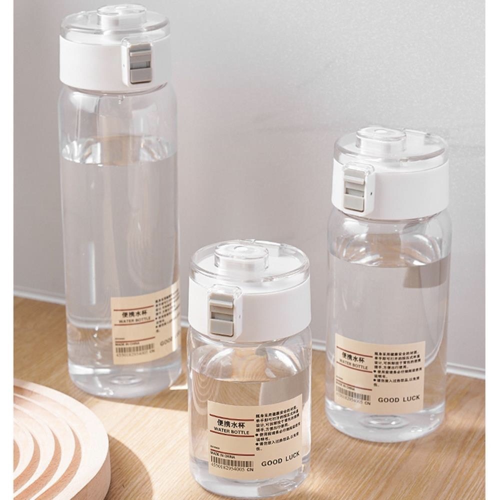 Bình nước nhựa trong muji thể thao 350ml / 550ml / 800ml bằng nhựa có nắp đậy quai đeo tiện dụng-bình nhựa đựng nước muji dieulinhshop