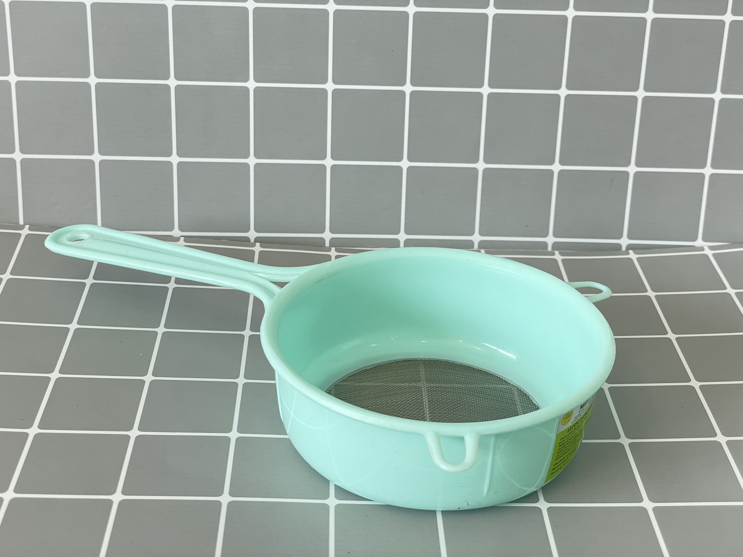 Small Plastic Coconut Comb