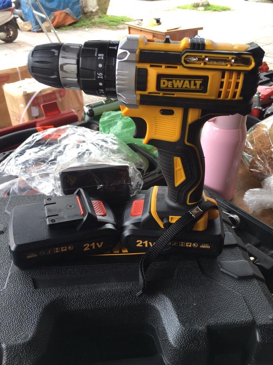 Máy khoan búa chạy  Pin Dewalt 21v- USA