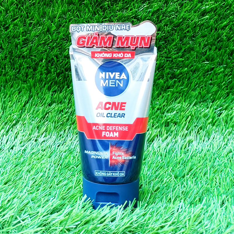 Sữa Rửa Mặt Nivea Nam 100g