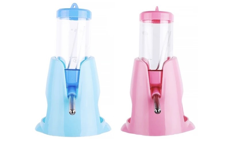 2-in-1 Plastic Base for Water Bottles for Hamsters - T3 Pets Shop