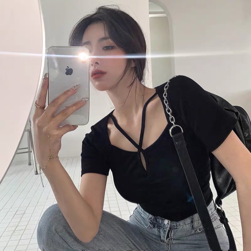 [EIGHTYK] Áo Croptop Tay Ngắn Phối Dây
