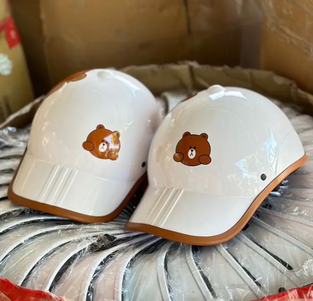 nón kết in hình gấu panda có lỗ cột tóc