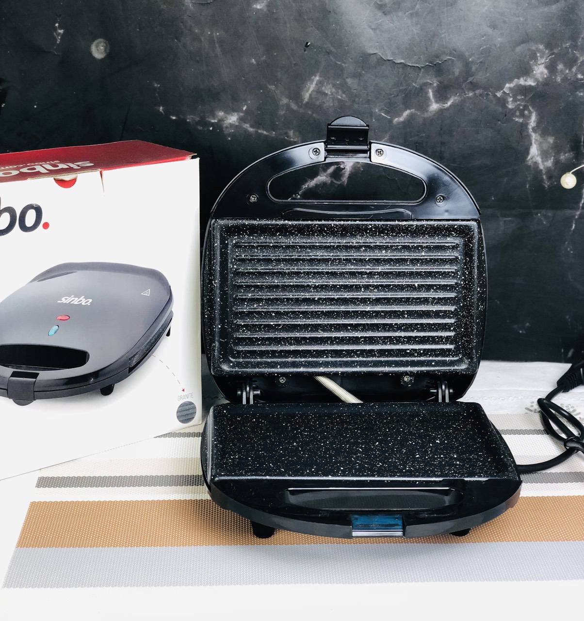 Máy Nướng Bánh Mỳ Sinbo SSM-2513 dành cho gia đình [trợ giá vận chuyển hôm nay]
