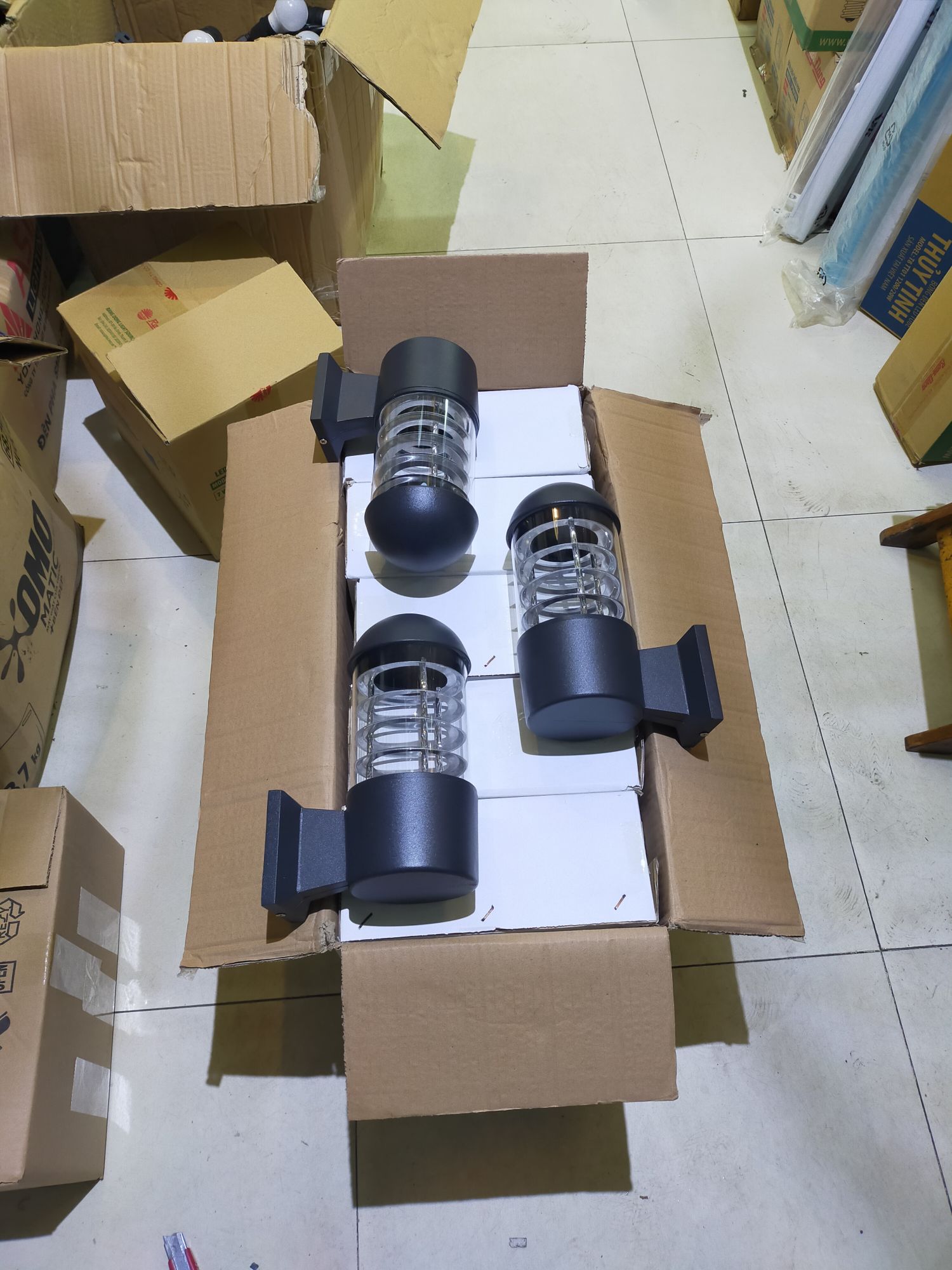 Đèn tường đui e27 d100